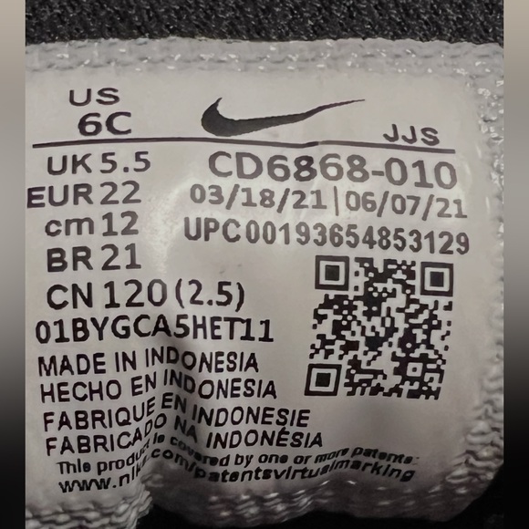 NIKE AIR MAX Toddler sneakers size 6c - Picture 8 of 9